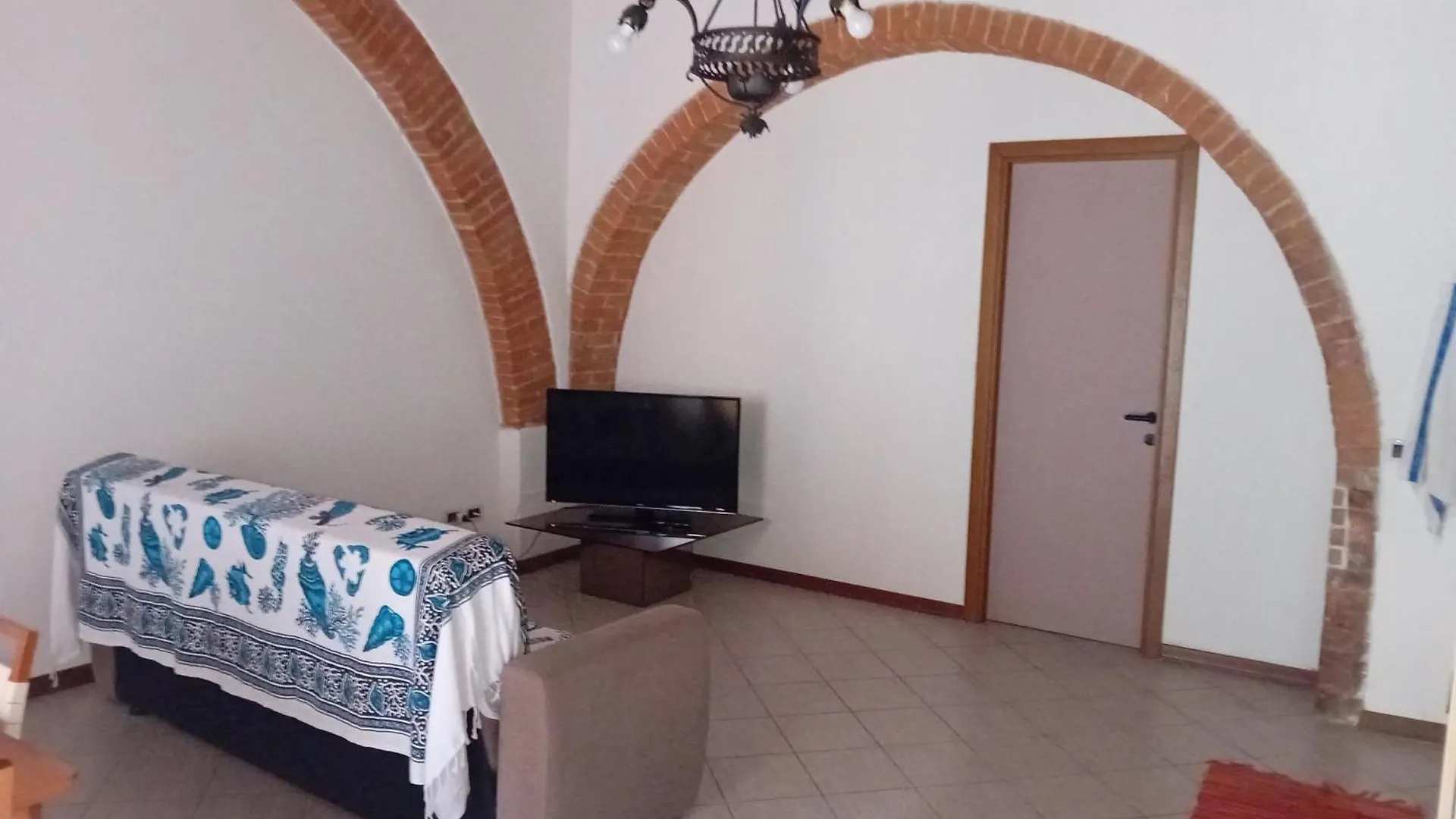 Savelli House In Siena Center With Private Parking And Garden Appartement